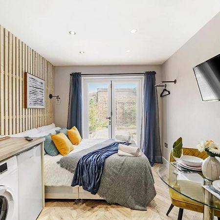 Апартаменты Boutique Heathrow Studio'S - Parking - Garden Хармондсворт Экстерьер фото