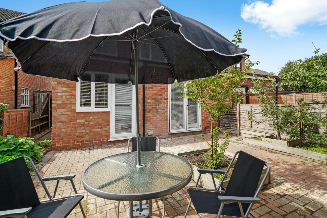 Апартаменты Boutique Heathrow Studio'S - Parking - Garden Хармондсворт Экстерьер фото