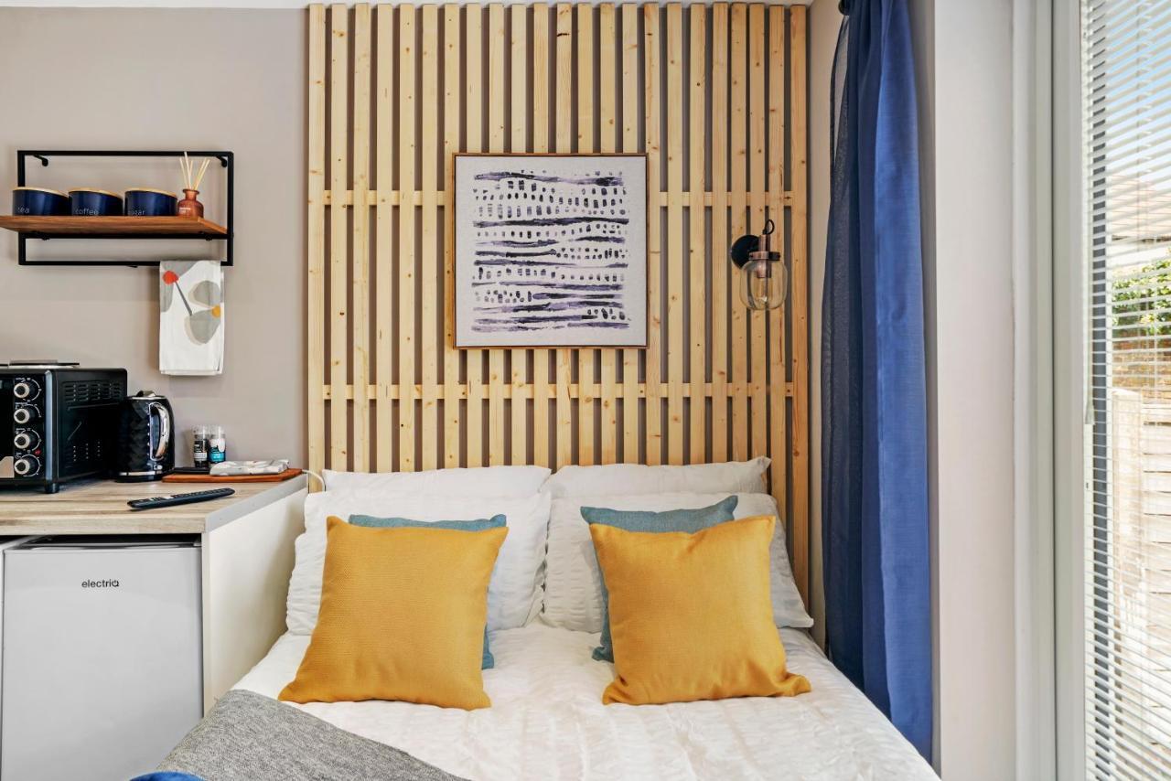 Апартаменты Boutique Heathrow Studio'S - Parking - Garden Хармондсворт Экстерьер фото