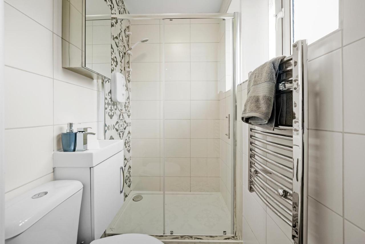 Апартаменты Boutique Heathrow Studio'S - Parking - Garden Хармондсворт Экстерьер фото